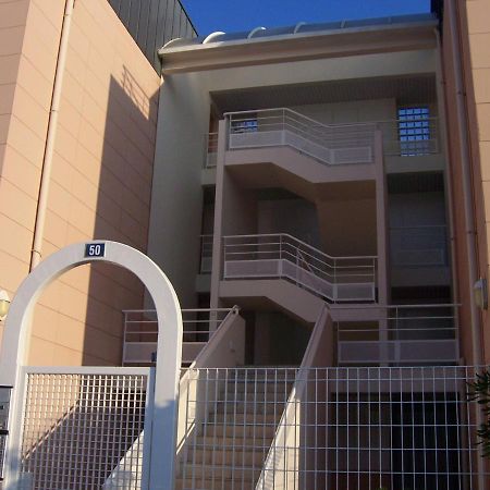 Appartement 2 Pieces A La Rochelle Avec Balcon, Proche Plage Des Minimes Et Port, Parking Inclus - Fr-1-551-7 ภายนอก รูปภาพ